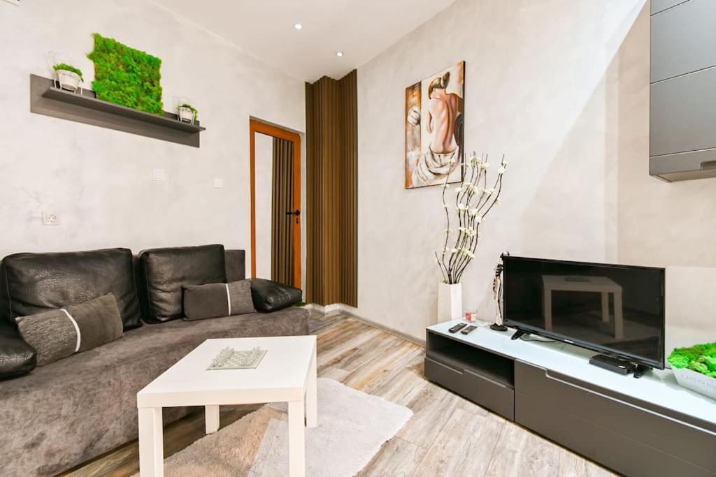 Velar 1Bdr Apartment صوفيا المظهر الخارجي الصورة